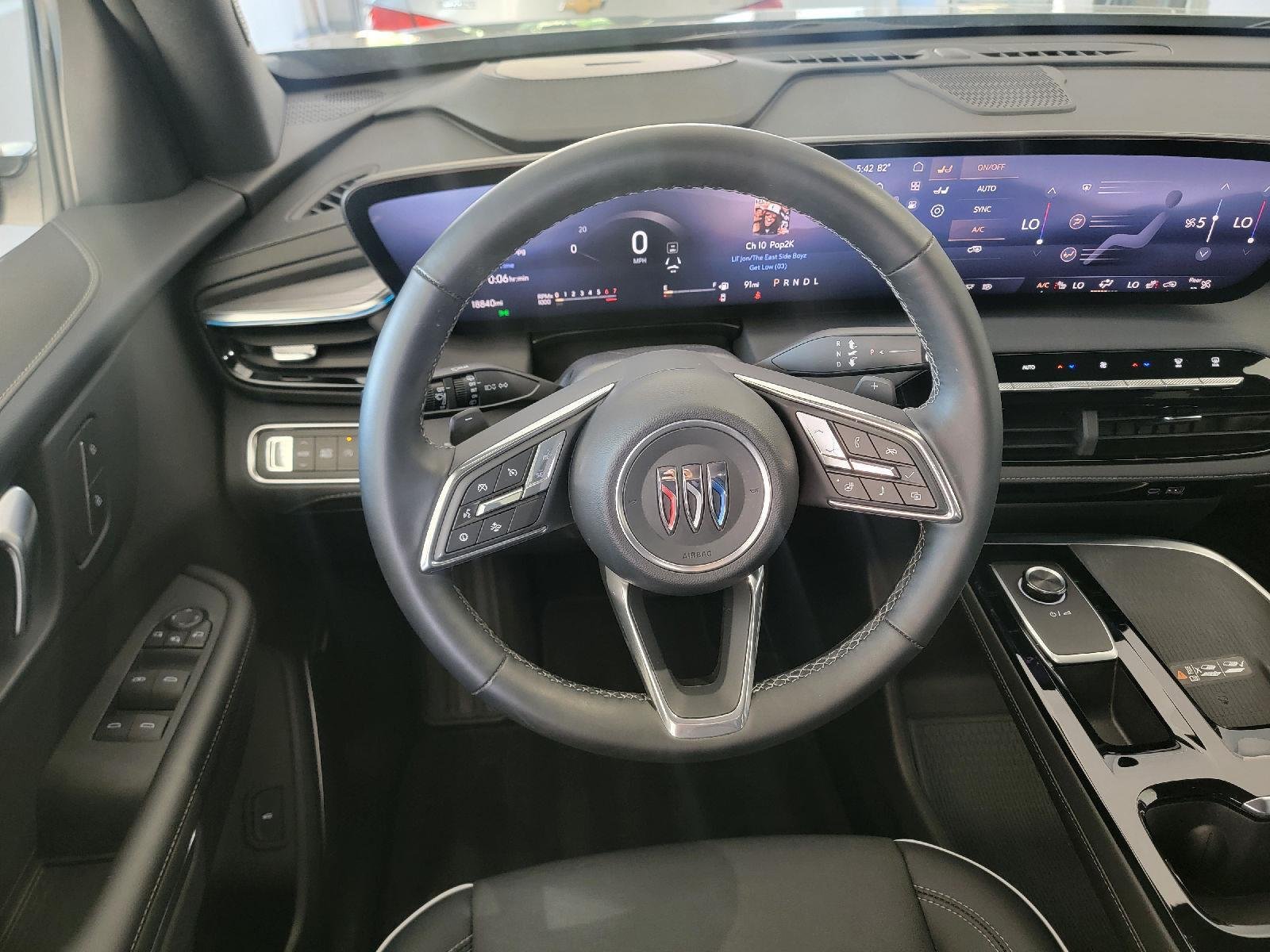 2025 Buick Enclave Preferred - Photo 20