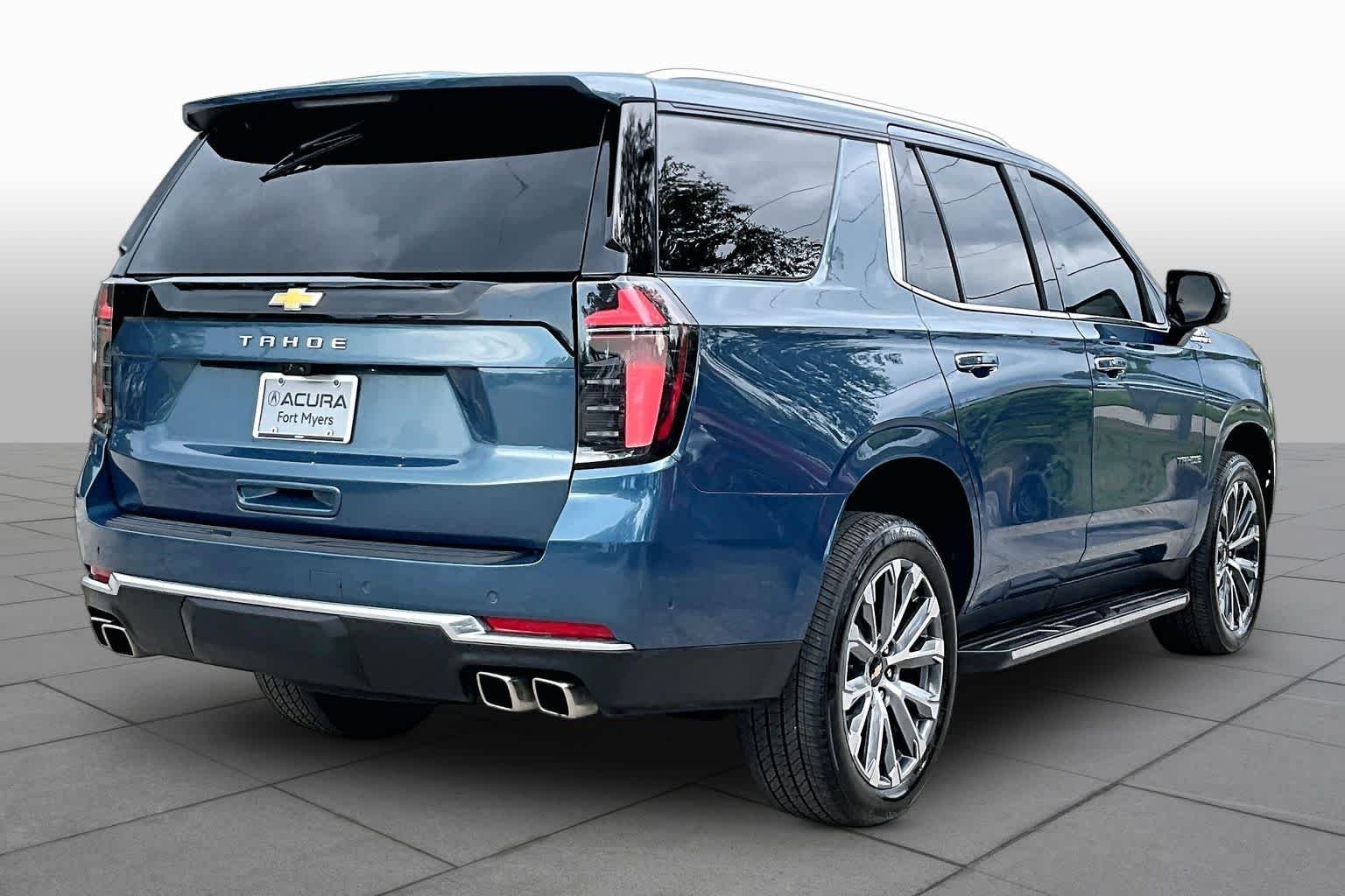 Used 2025 Lakeshore Blue Metallic Chevrolet High Country image 13