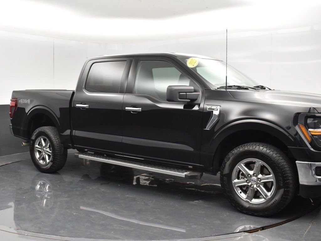 Used 2025 Black Ford XLT image 10