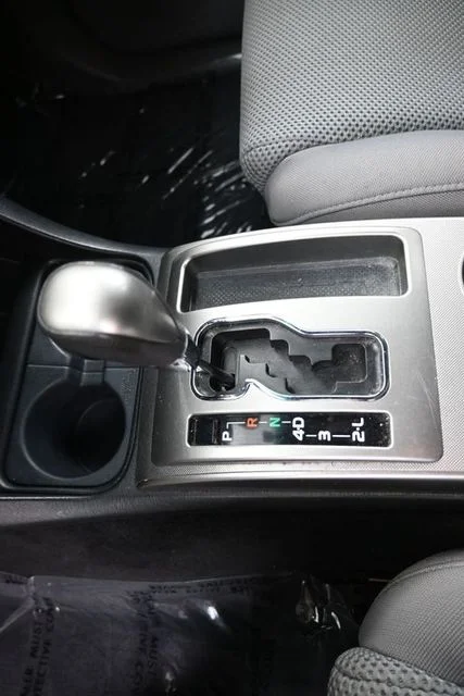 Used 2015 White Toyota Base image 36