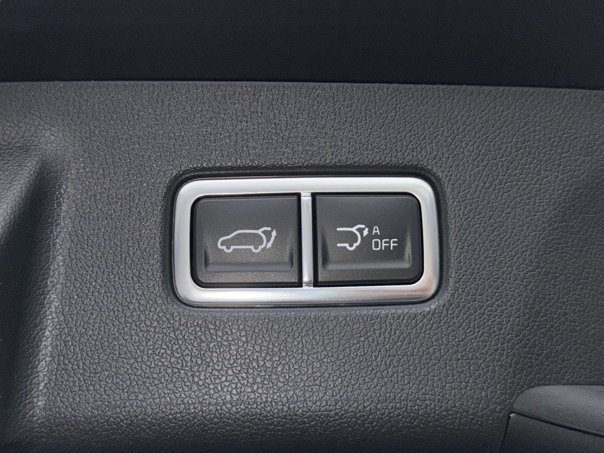 New 2026 Ebony Black Kia X-Line SX AWD image 9