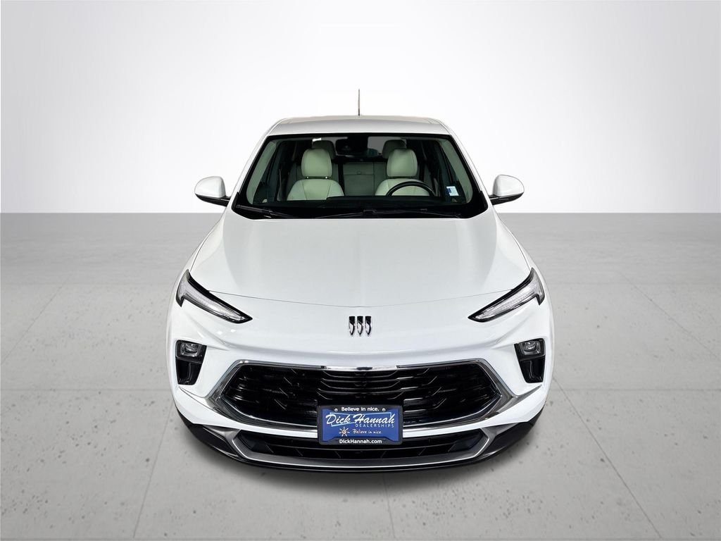 Used 2024 White Buick Preferred image 3