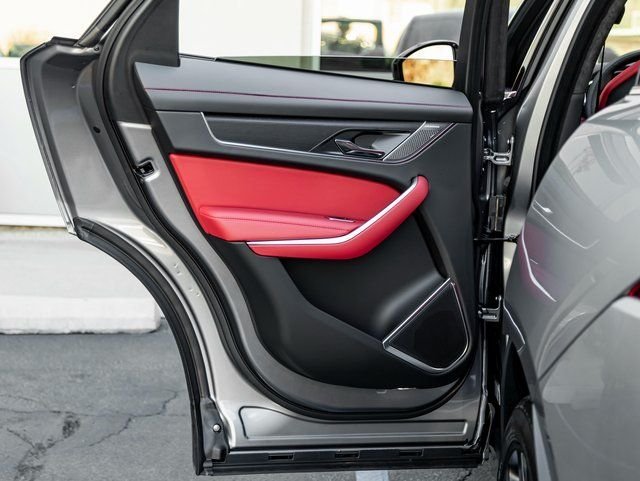 2026 Jaguar F-Pace R-Dynamic S - Photo 20