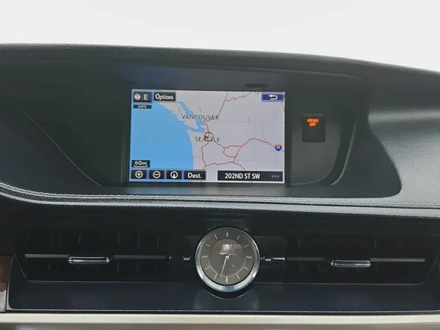 Used 2016 White Lexus 350 image 22
