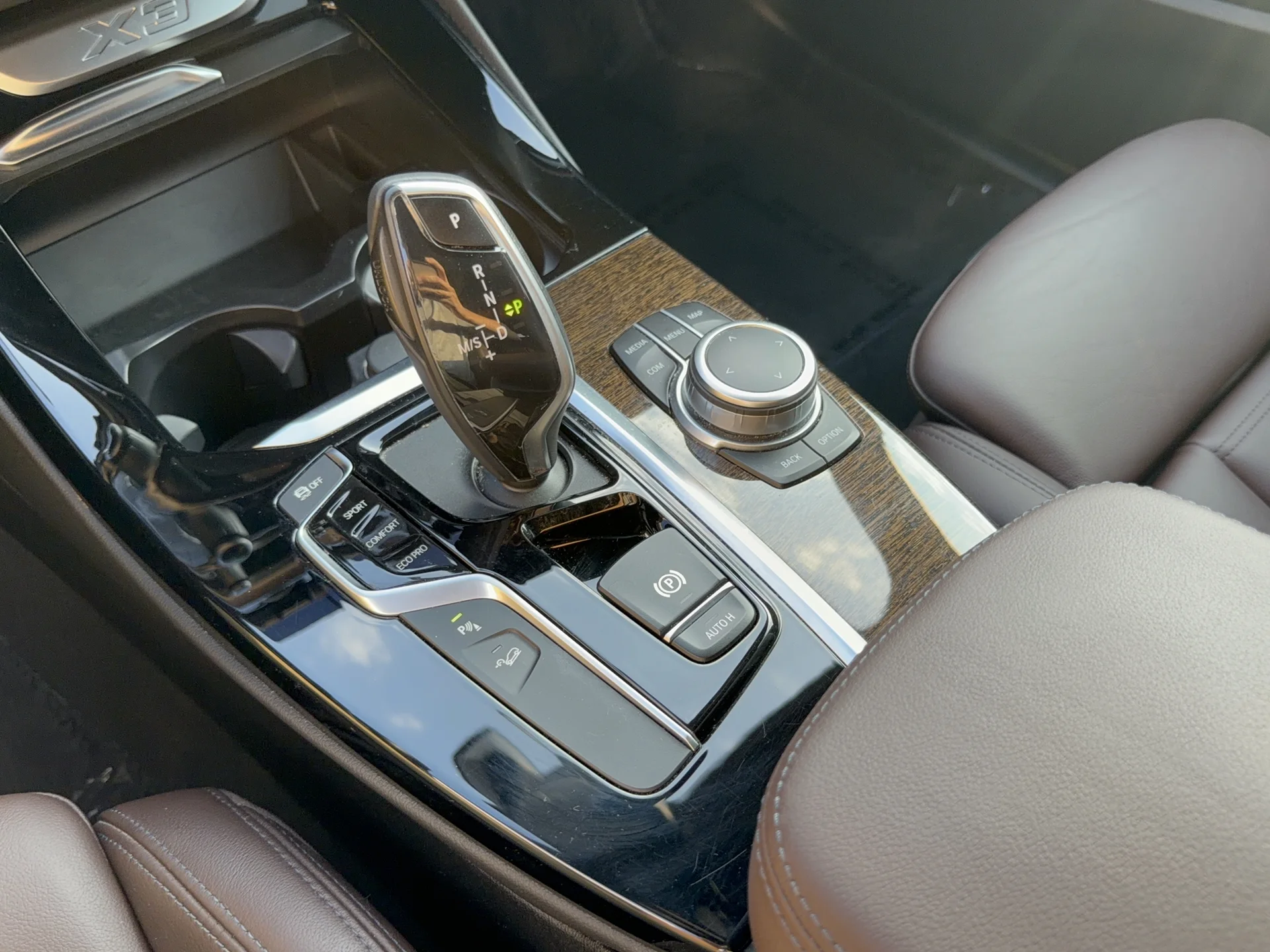 Used 2020 Mineral White Metallic BMW xDrive30i image 19