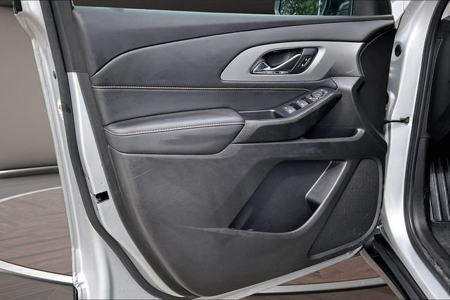 Used 2021 Silver Chevrolet LS image 20