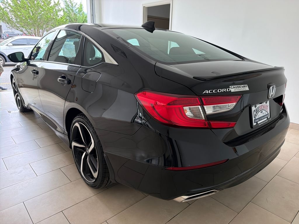 Certified Used 2022 Crystal Black Pearl Honda Sport image 5