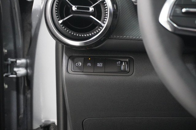 2027 Chevrolet Equinox LT - Photo 31