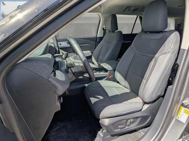 New 2026 Carbonized Gray Metallic Ford Active image 15