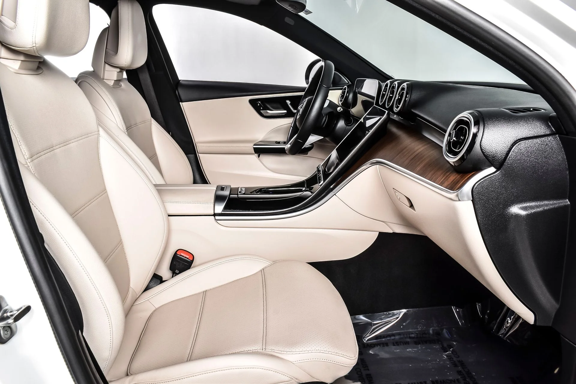 Used 2023 Polar White Mercedes-Benz C 300 image 24