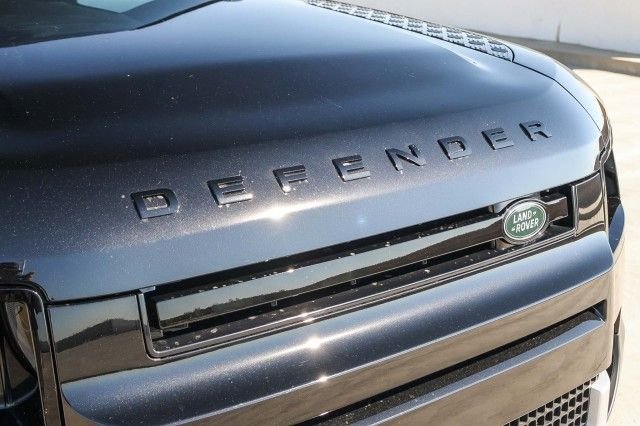 Certified Used 2025 Black Land Rover S image 11