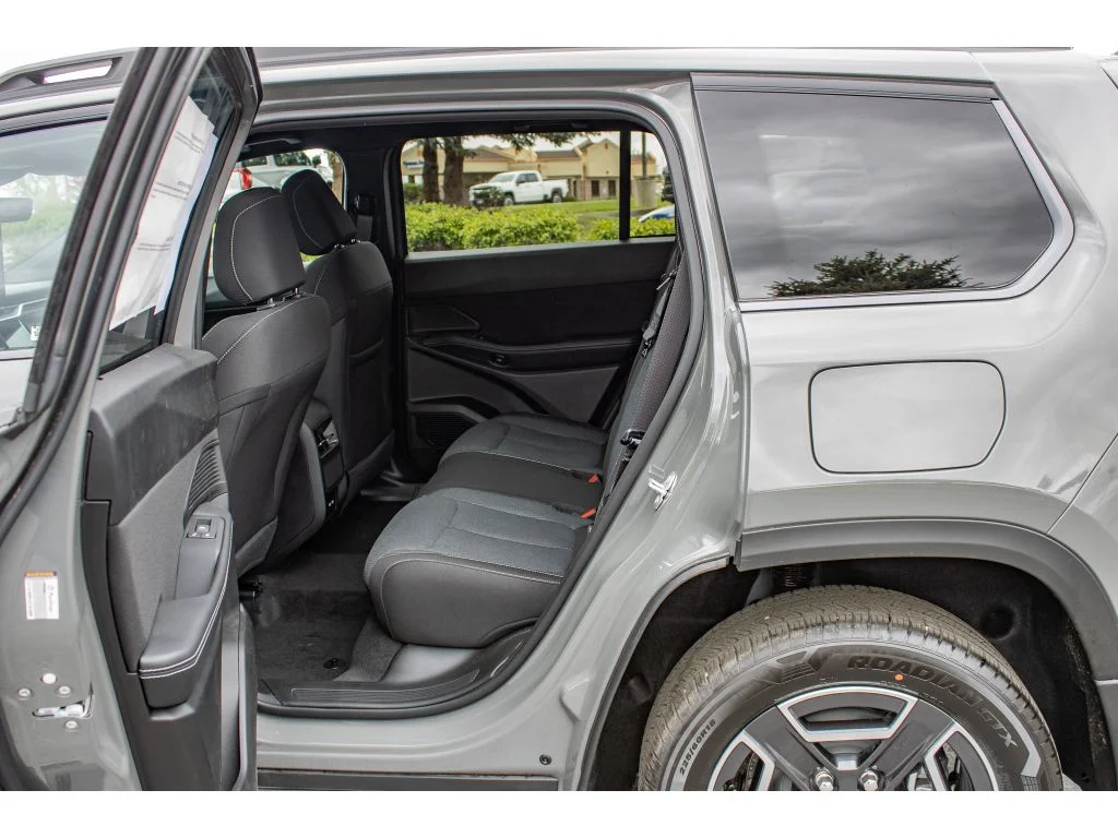 New 2026 Sting-Gray Clearcoat Jeep Laredo image 16