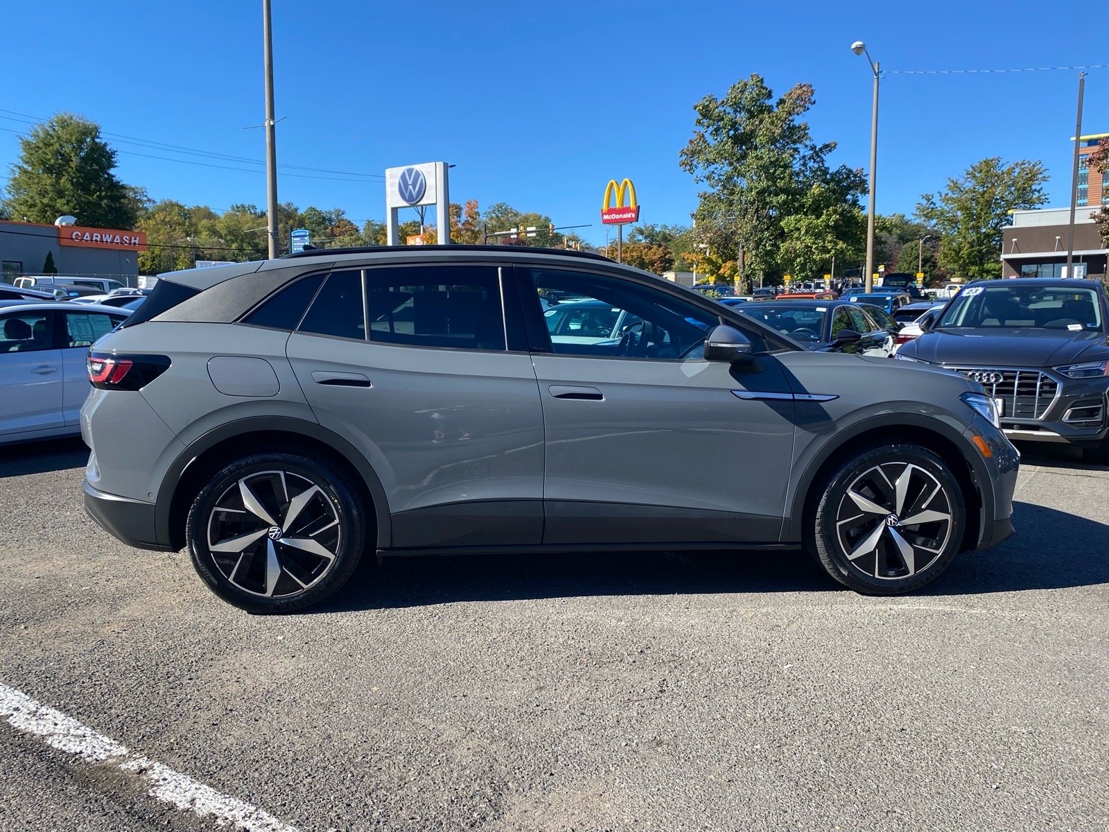 Used 2023 Volkswagen ID.4 S with VIN 1V25MPE88PC028864 for sale in Alexandria, VA