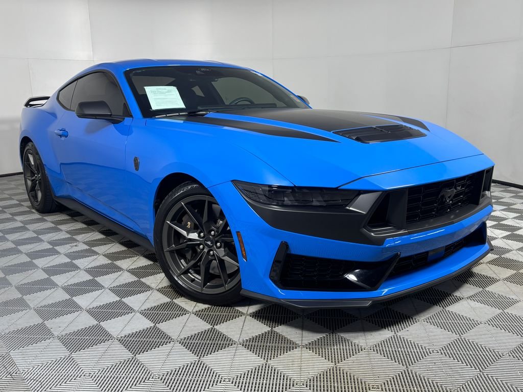 2024 Ford Mustang Dark Horse's photo