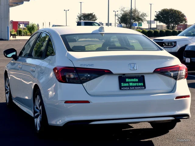 Certified Used 2023 Platinum White Pearl Honda 2.0L 4D LX image 4