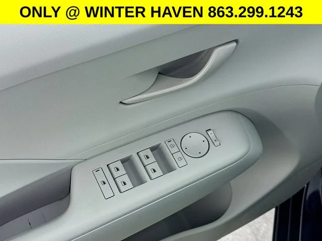 Used 2025 Blue Hyundai SEL image 17