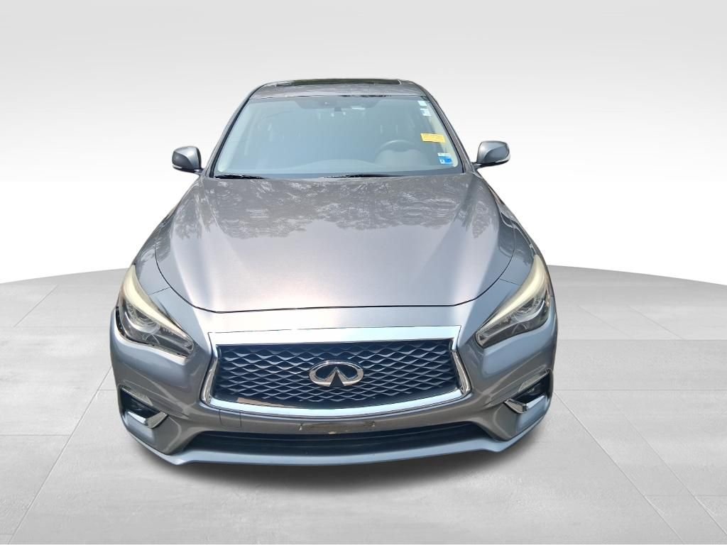 Used 2018 Gray INFINITI 3.0t LUXE image 2