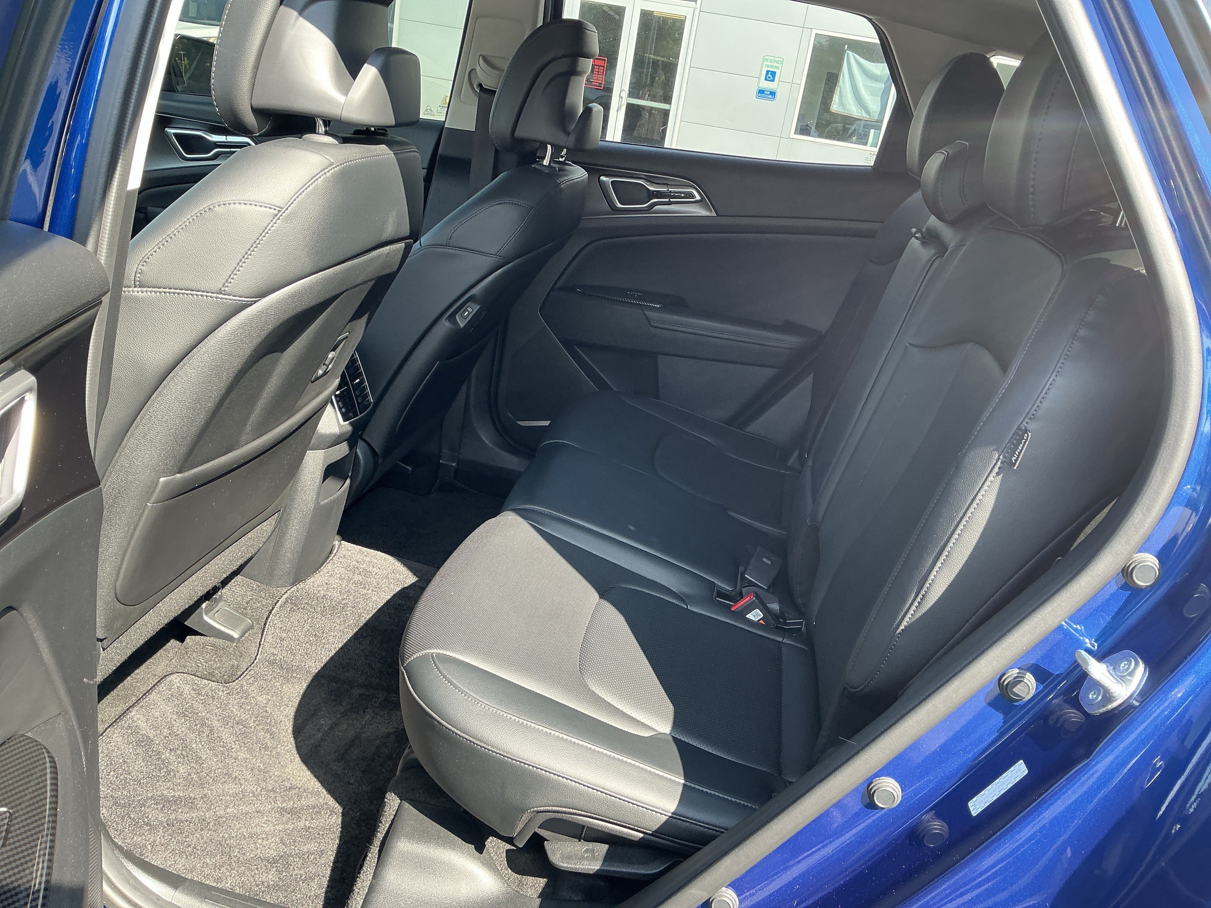 Used 2025 Sapphire Blue Kia EX image 16
