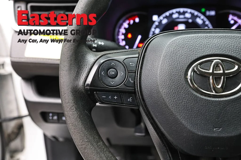 Used 2023 White Toyota LE image 14
