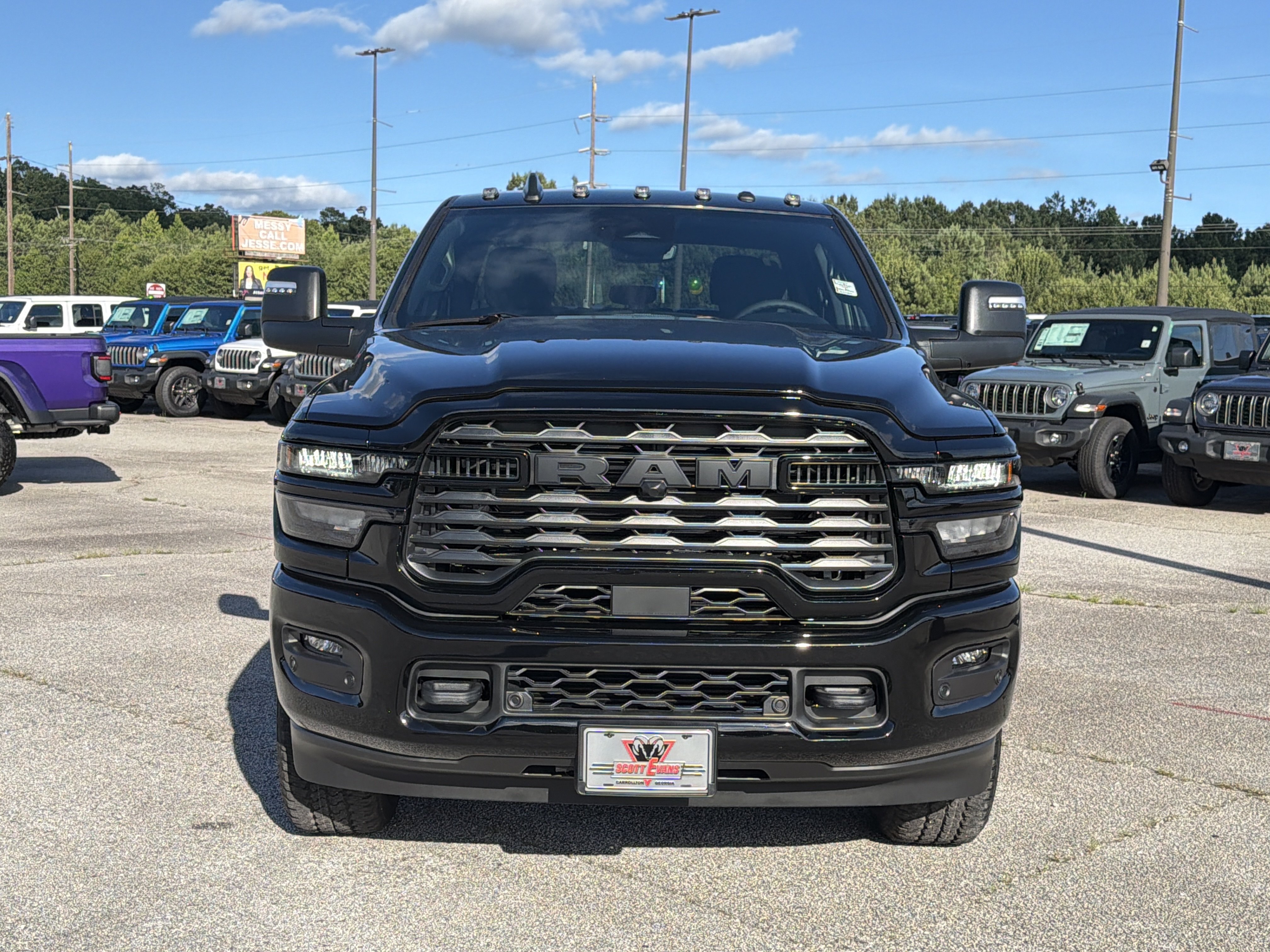 New 2026 Diamond Black Crystal Pearl-Coat Exterior Paint RAM Big Horn image 3