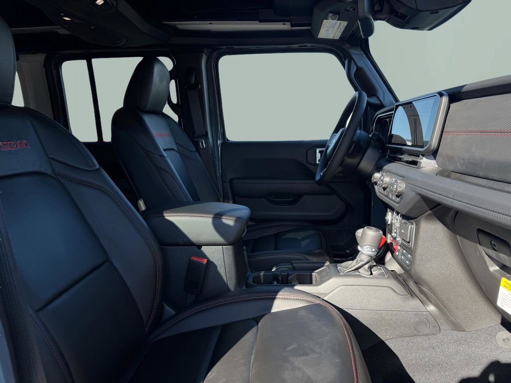 2025 Jeep Wrangler 4-Door Rubicon - Photo 35