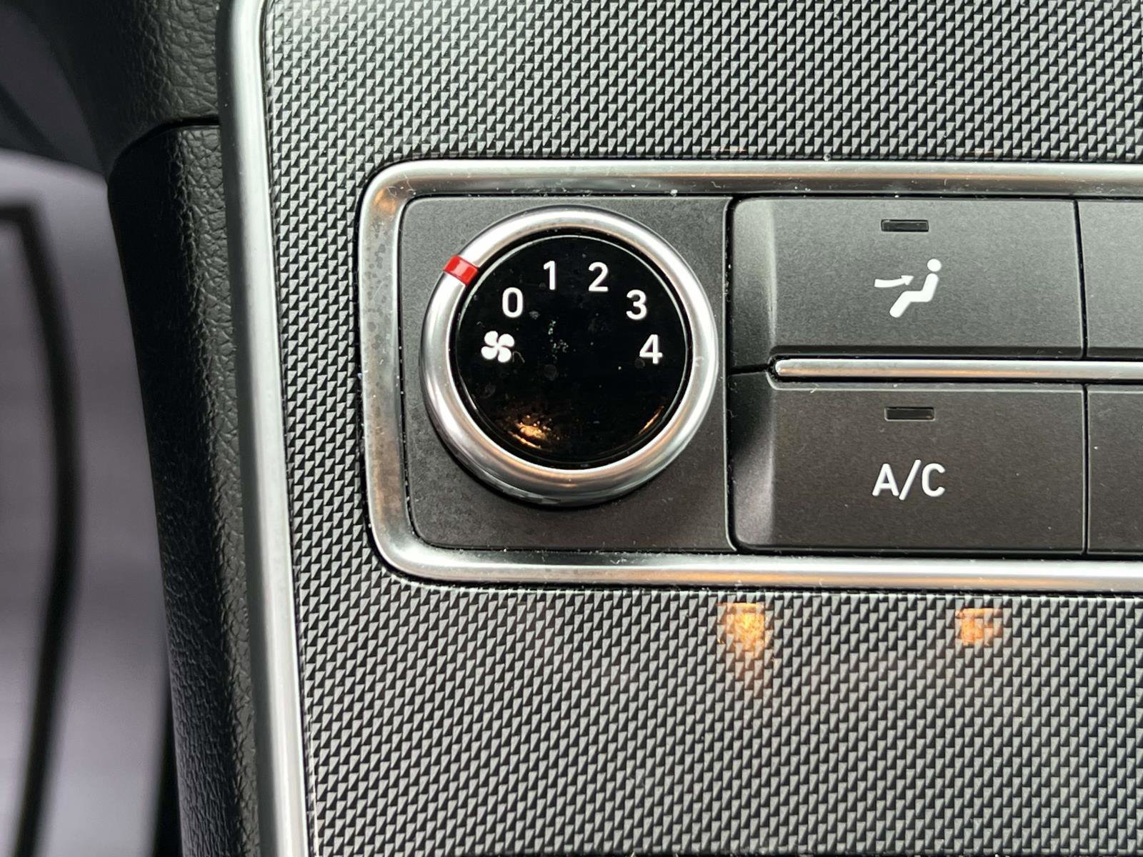Used 2022 Portofino Gray Hyundai SEL image 32