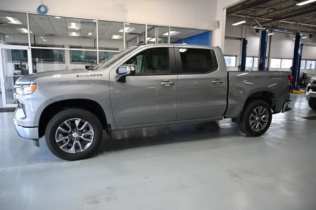 2026 Chevrolet Silverado 1500 LT - Photo 8
