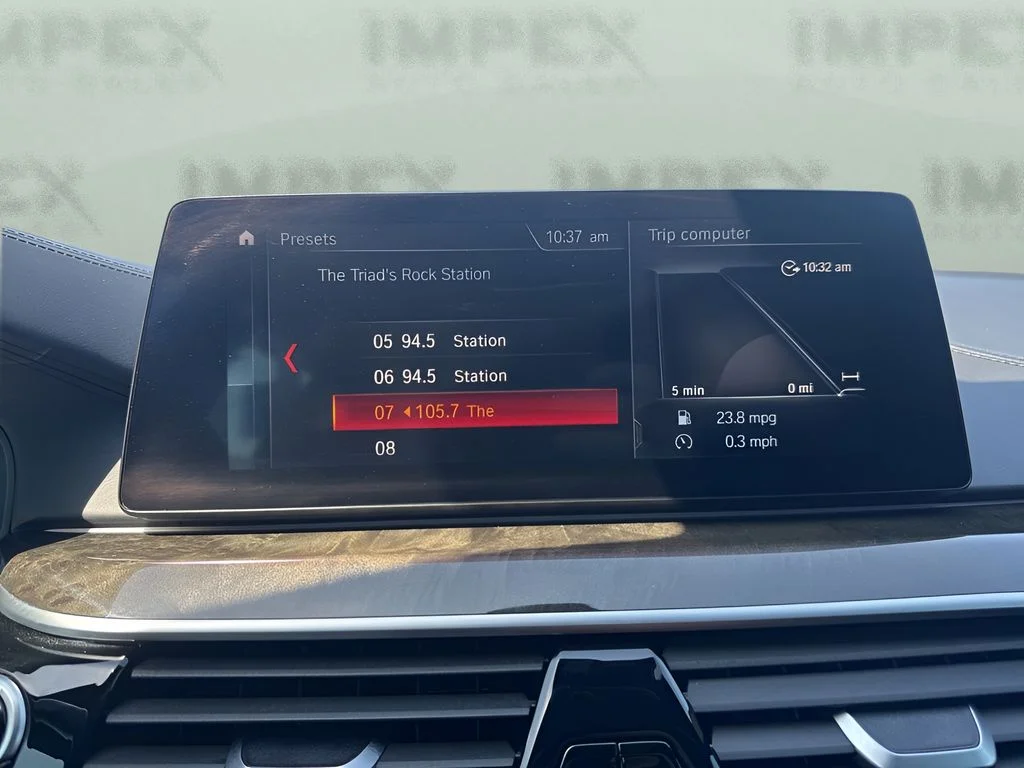 Used 2019 Silver BMW M550i xDrive image 20
