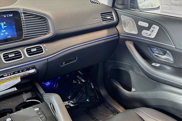 New 2026 Black Mercedes-Benz GLS 450 image 51