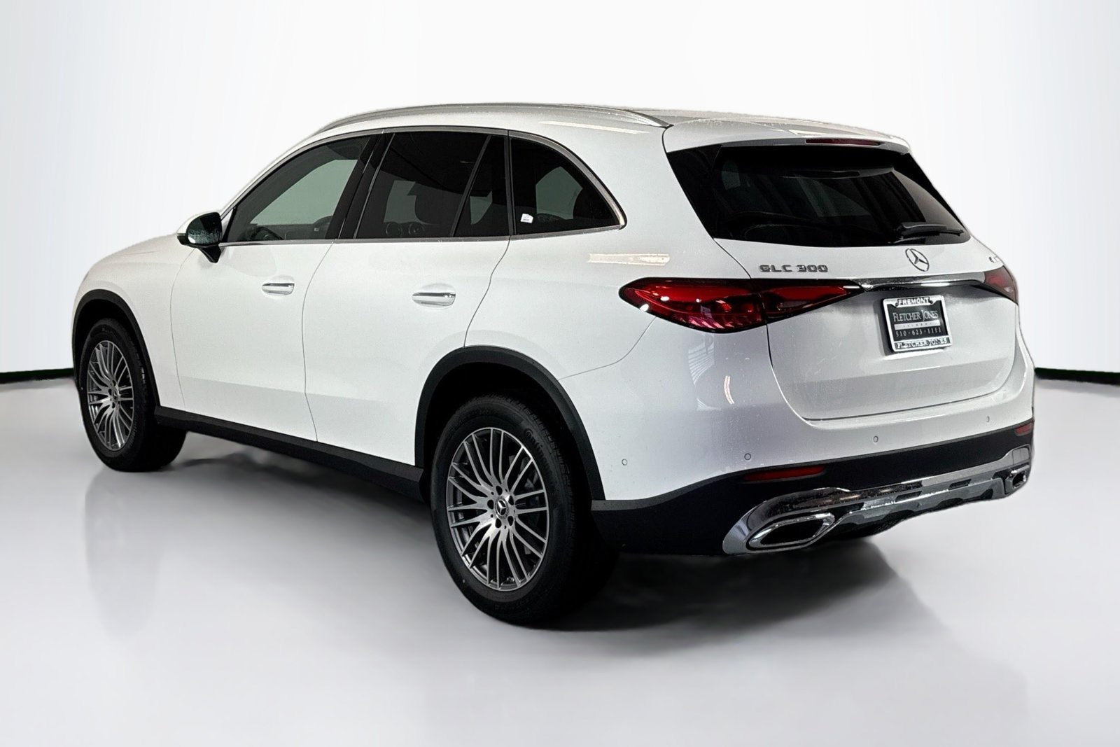 New 2026 Polar White Mercedes-Benz GLC 300 image 7