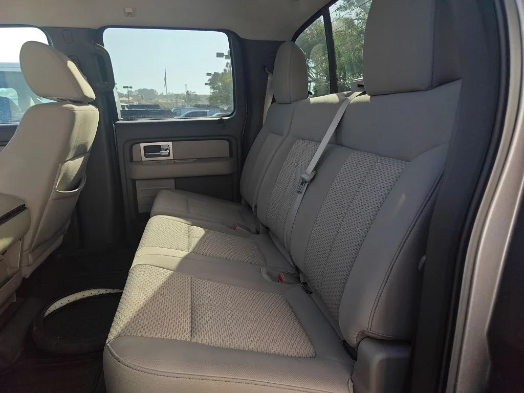 Used 2010 White Ford XLT image 16