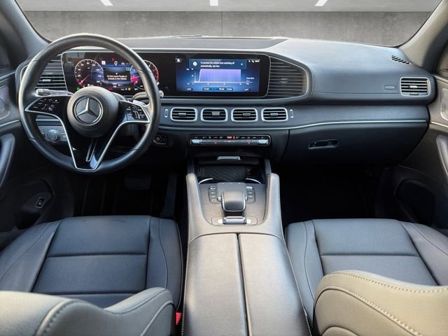 Used 2025  Mercedes-Benz GLS 450 image 20