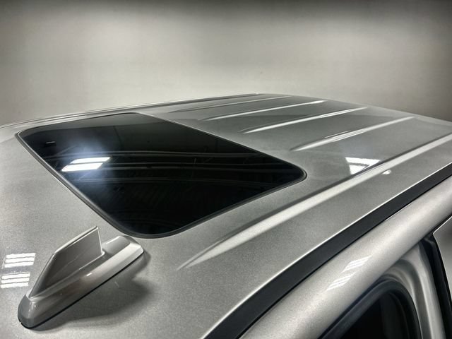 Used 2018 QUICKSILVER METALLIC GMC Denali image 21