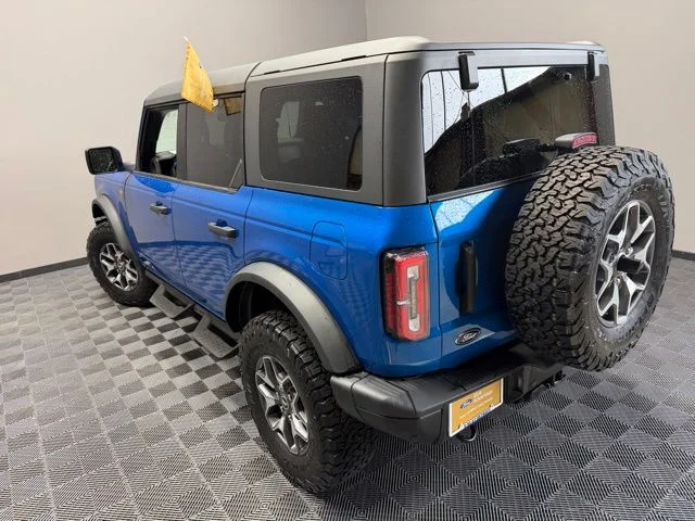 Used 2024 Blue Ford Badlands image 12