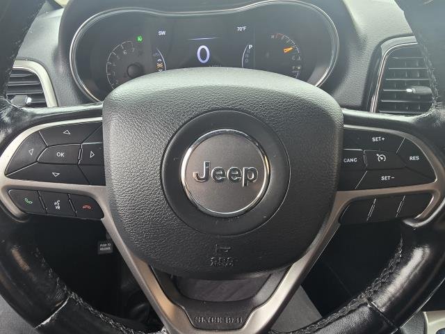 Used 2021 Diamond Black JEEP LAREDO image 15