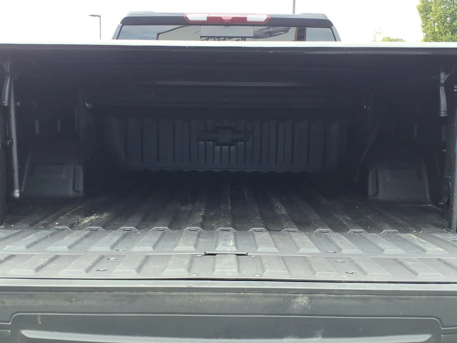 Used 2025 Black Chevrolet High Country image 32