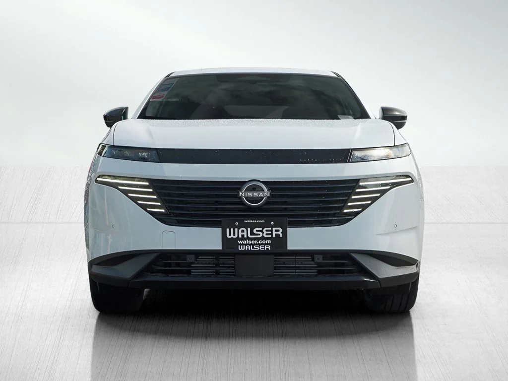 New 2026 Everest White Pearl TriCoat Nissan SL image 2