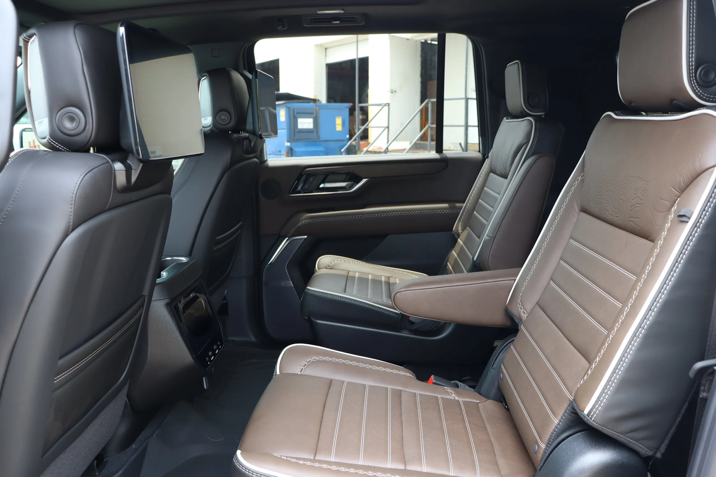 New 2026 Glacier White Tricoat GMC Denali Ultimate image 12