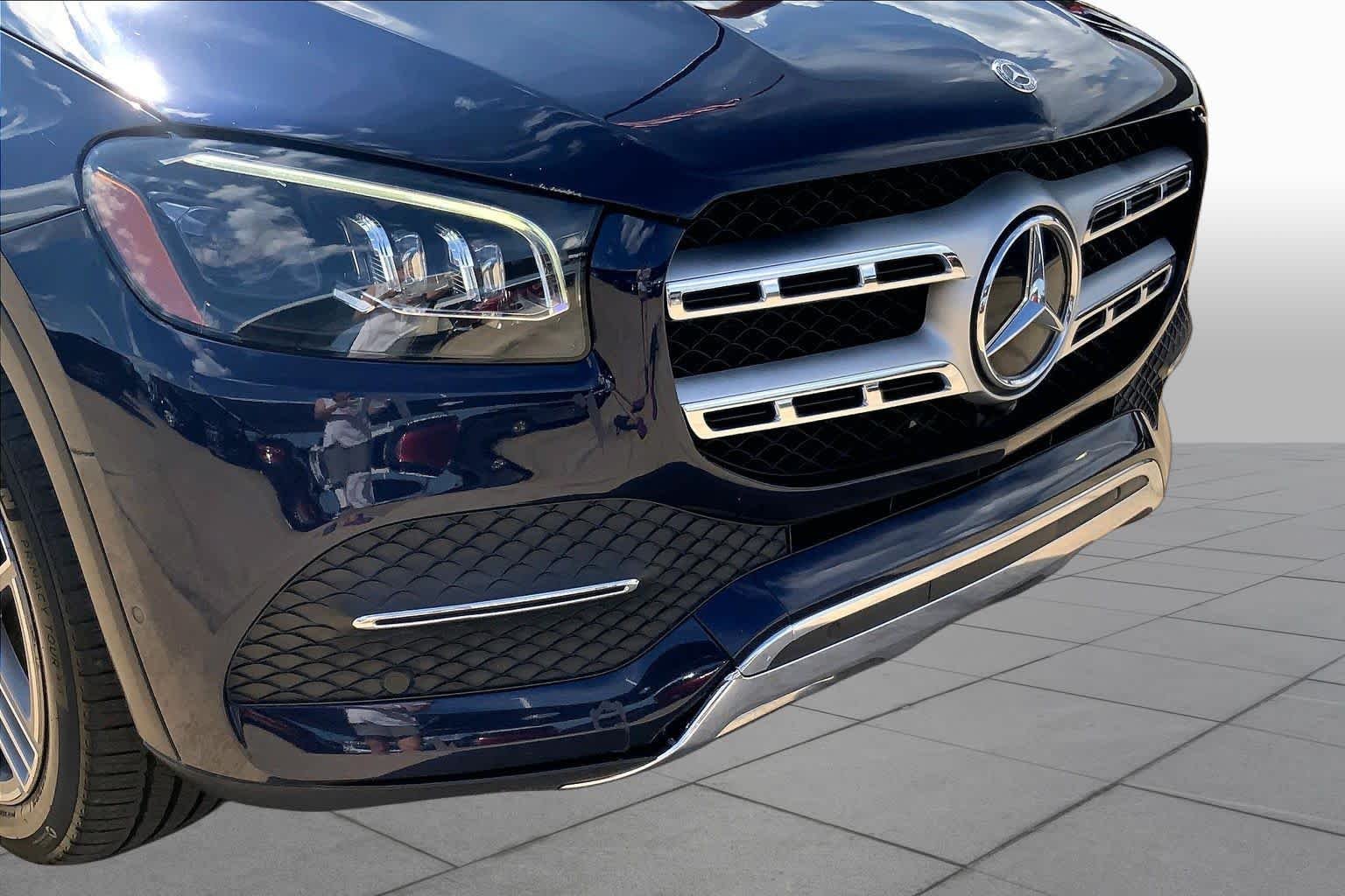 Used 2020 Lunar Blue Metallic Mercedes-Benz GLS 450 image 29