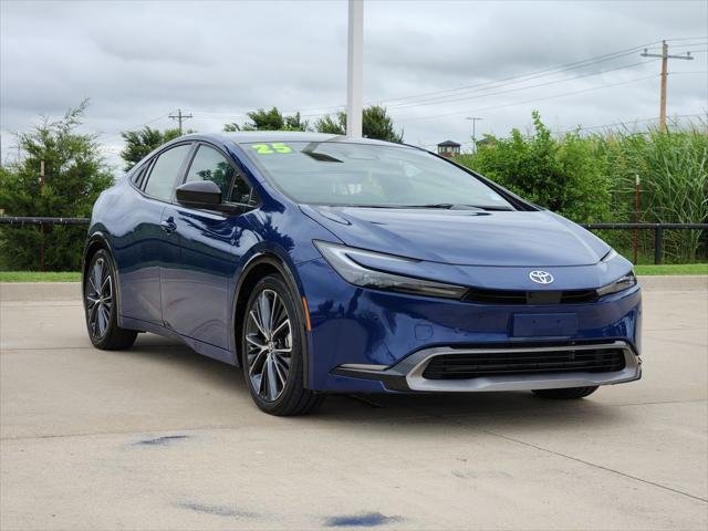Certified Used 2025 RESERVOIR BLUE Toyota  image 3