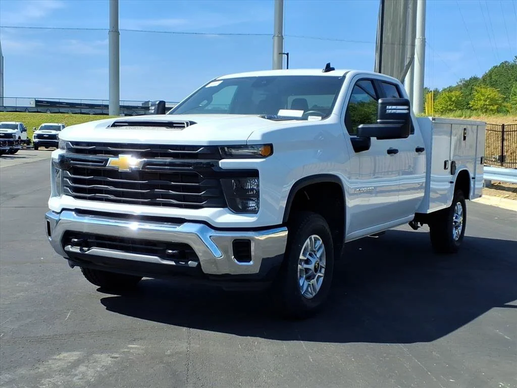 2025 Chevrolet Silverado 2500 HD Work Truck - Photo 2