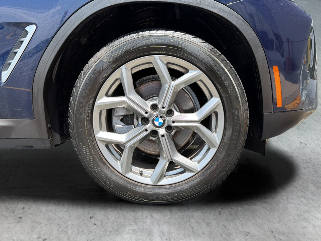 Used 2022 Blue BMW xDrive30i image 33