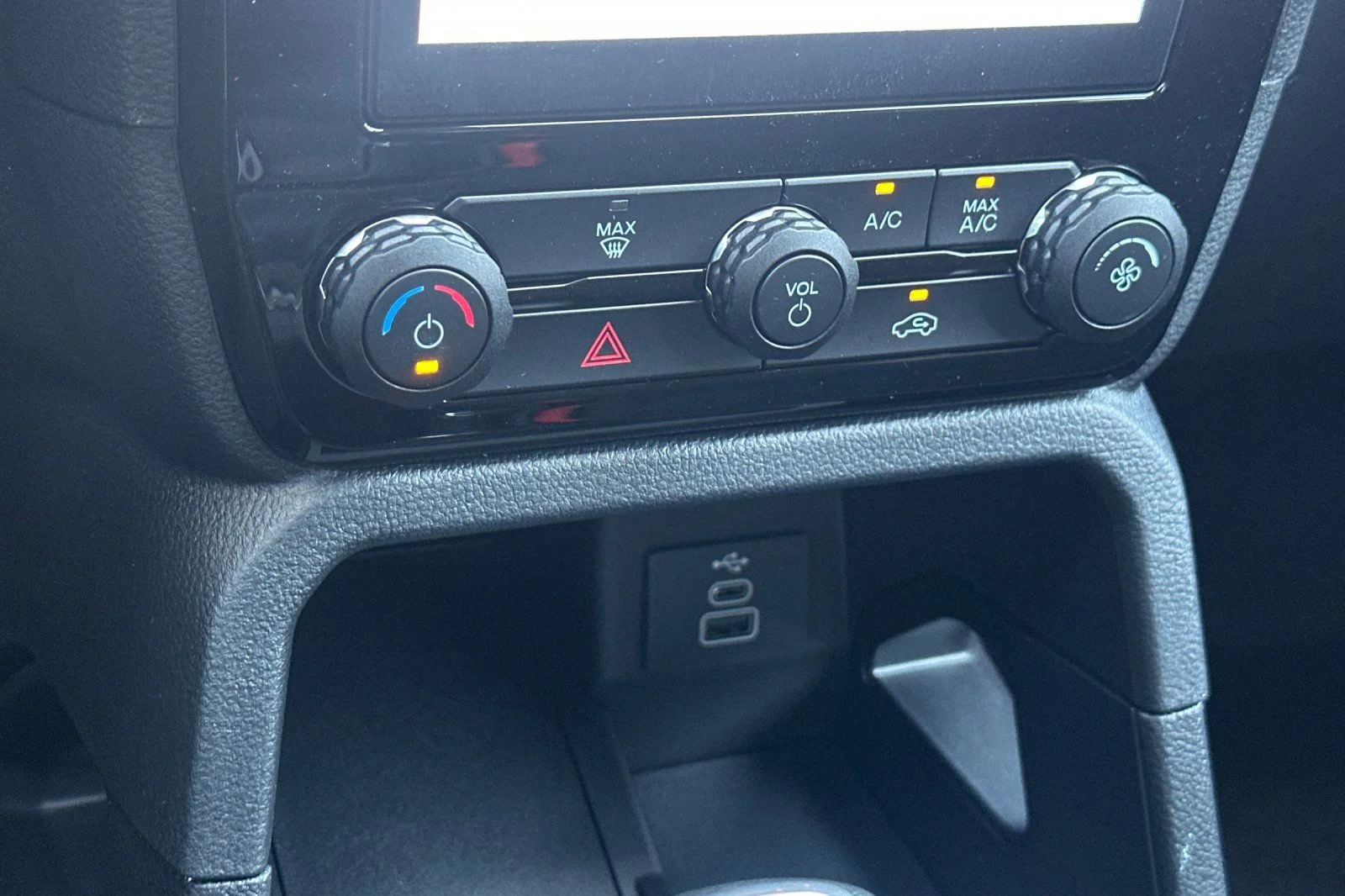 New 2026 Gray Ford XLT image 19