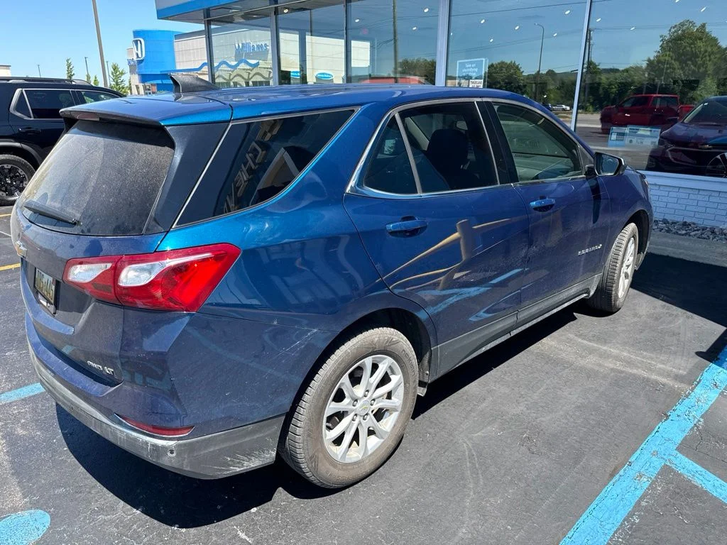 Used 2020 Pacific Blue Metallic Chevrolet LT image 5