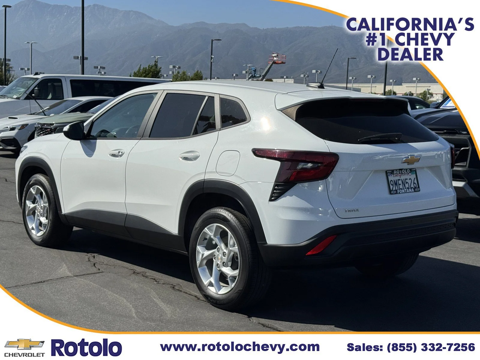 Used 2024 Summit White Chevrolet LS image 4