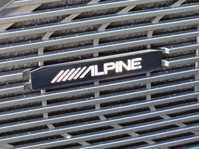 New 2026 Baltic-Gray Metallic Clear-Coat Exterior Paint Jeep Limited Altitude image 13