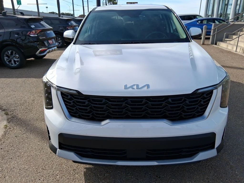 New 2026 White Kia LX image 2