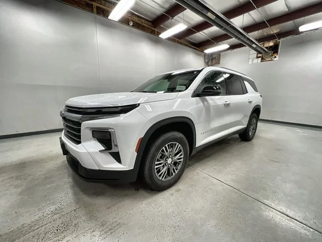 2026 Chevrolet Traverse AWD LT's photo