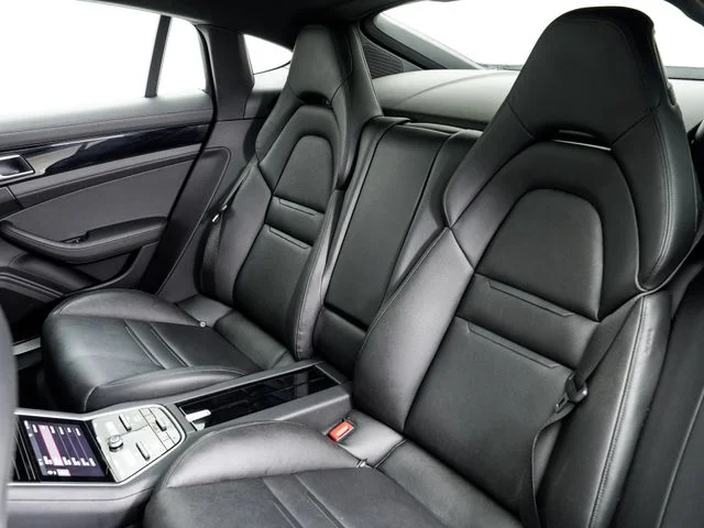 Used 2019  Porsche 4 image 27