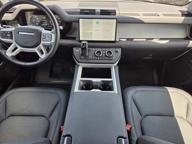 Used 2025 GREEN LAND ROVER 110 P300 S image 12